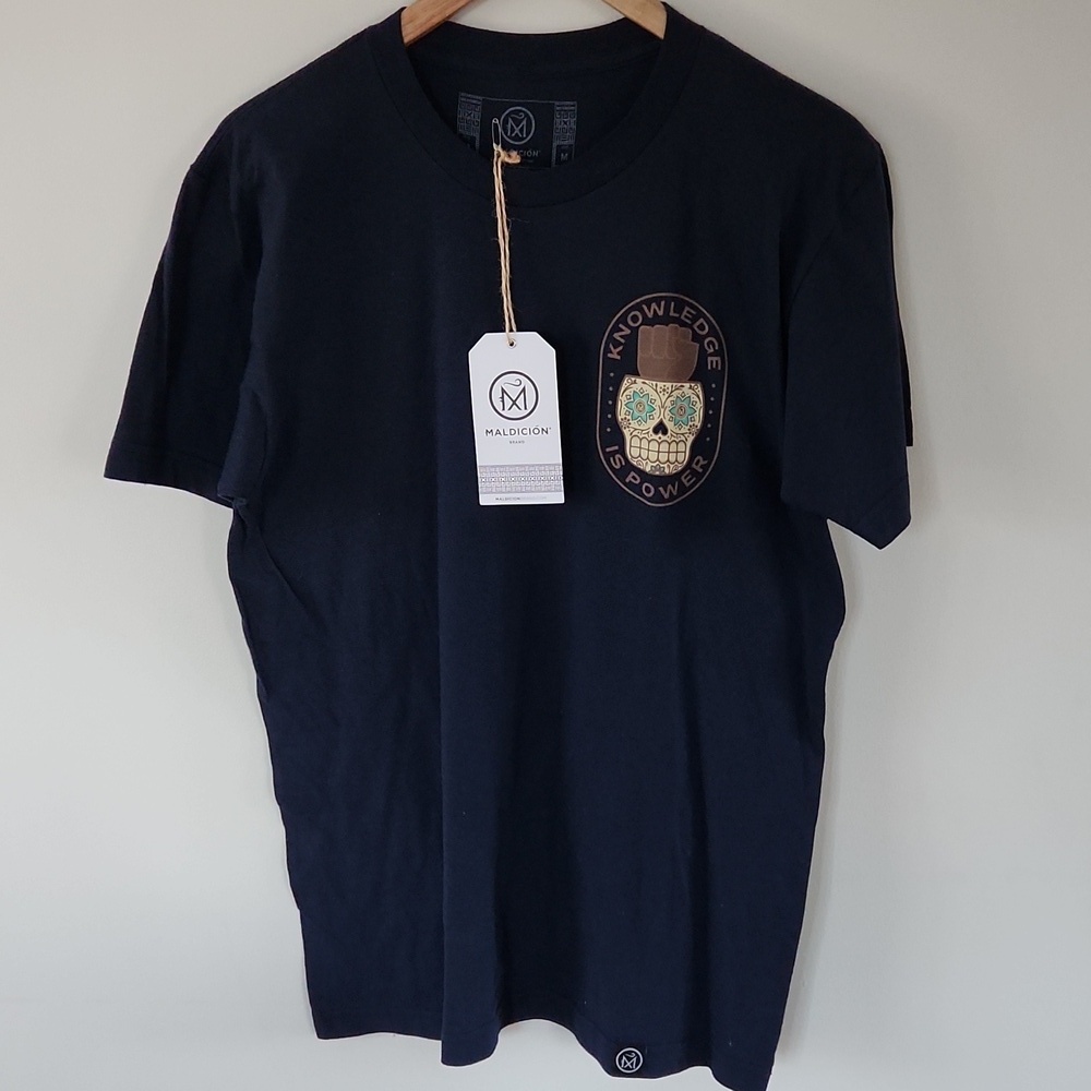 NWT Maldiciõn Knowledge Is Power Tee